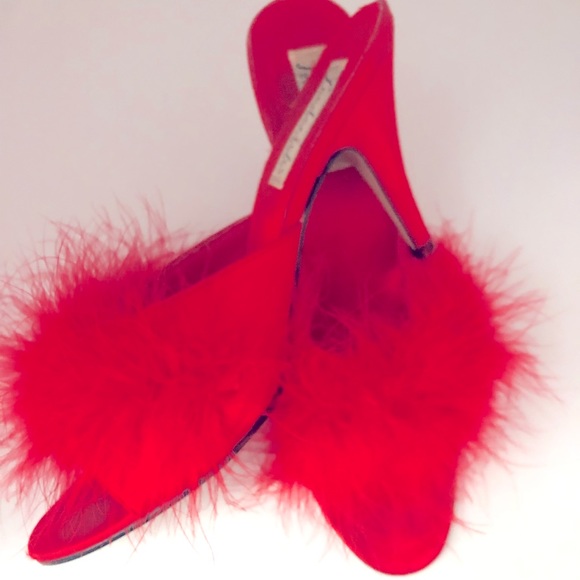 Super Fun and Sexy Store Floor Display Model. Size 9 - Picture 2 of 11